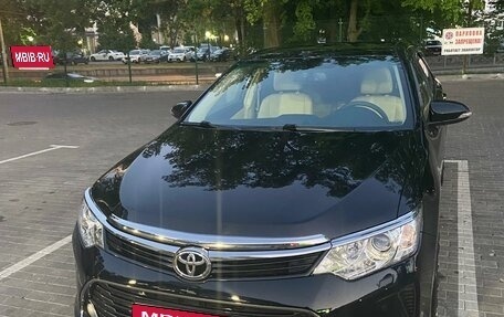 Toyota Camry, 2016 год, 2 800 000 рублей, 1 фотография