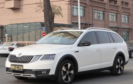 Skoda Octavia, 2020 год, 1 750 000 рублей, 3 фотография