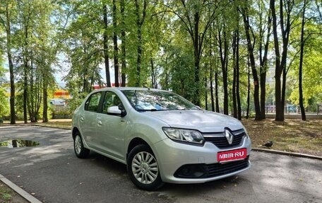 Renault Logan II, 2016 год, 885 000 рублей, 1 фотография