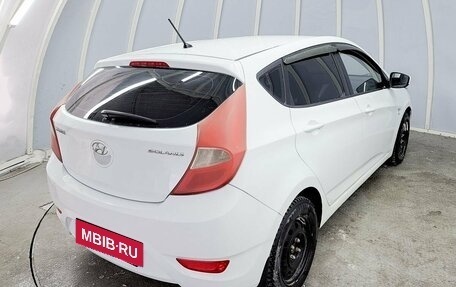 Hyundai Solaris II рестайлинг, 2013 год, 686 000 рублей, 5 фотография