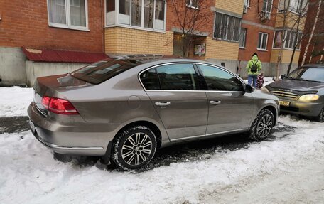 Volkswagen Passat B7, 2011 год, 1 100 000 рублей, 2 фотография