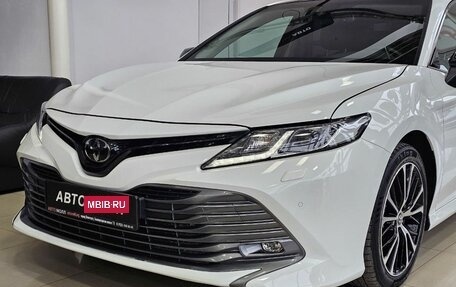 Toyota Camry, 2019 год, 3 379 000 рублей, 4 фотография