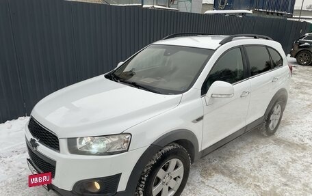 Chevrolet Captiva I, 2013 год, 1 545 000 рублей, 2 фотография