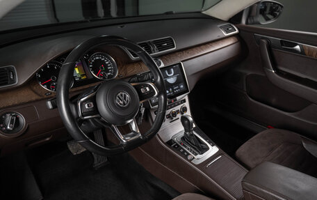 Volkswagen Passat B7, 2013 год, 1 380 000 рублей, 12 фотография