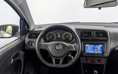 Volkswagen Polo VI (EU Market), 2020 год, 1 295 000 рублей, 21 фотография