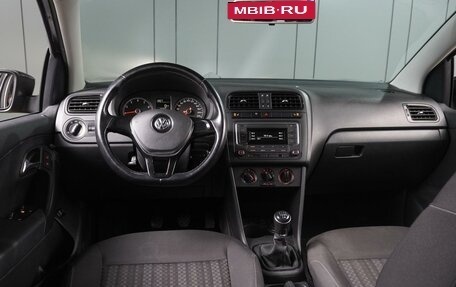 Volkswagen Polo VI (EU Market), 2017 год, 1 260 000 рублей, 6 фотография