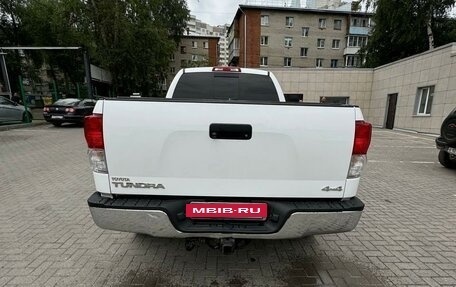 Toyota Tundra II, 2010 год, 3 050 000 рублей, 10 фотография