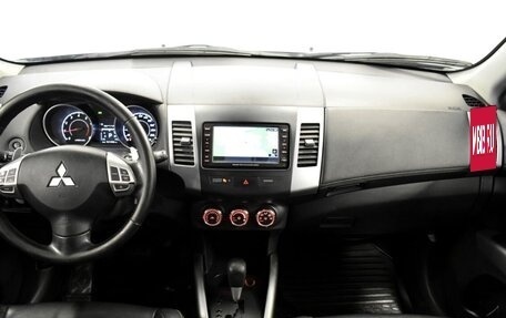 Mitsubishi Outlander III рестайлинг 3, 2012 год, 1 400 000 рублей, 5 фотография