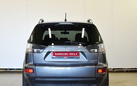 Mitsubishi Outlander III рестайлинг 3, 2012 год, 1 400 000 рублей, 4 фотография