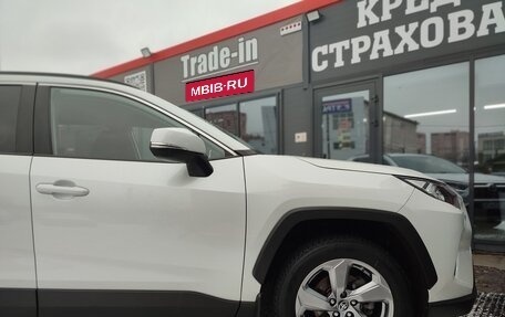 Toyota RAV4, 2020 год, 3 290 000 рублей, 17 фотография