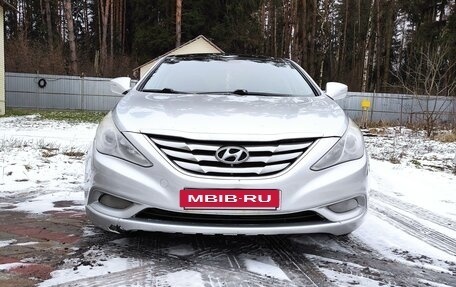 Hyundai Sonata VI, 2010 год, 905 000 рублей, 7 фотография