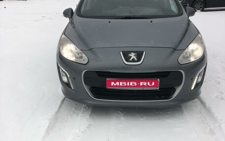 Peugeot 308 II, 2011 год, 550 000 рублей, 1 фотография