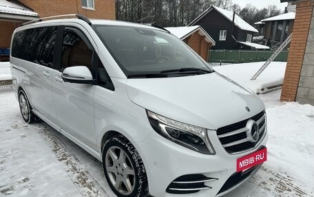 Mercedes-Benz V-Класс, 2018 год, 5 200 000 рублей, 6 фотография