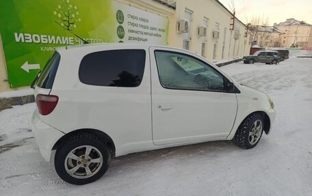 Toyota Yaris I рестайлинг, 2000 год, 350 000 рублей, 2 фотография