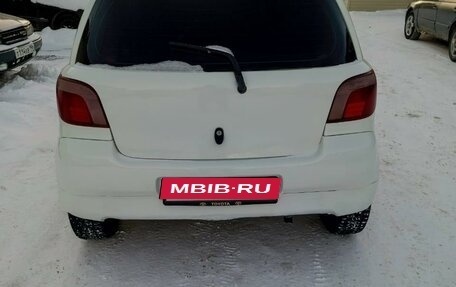 Toyota Yaris I рестайлинг, 2000 год, 350 000 рублей, 4 фотография