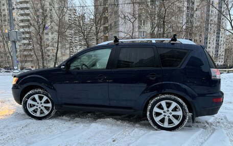 Mitsubishi Outlander III рестайлинг 3, 2010 год, 1 295 000 рублей, 4 фотография