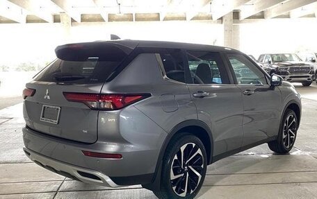 Mitsubishi Outlander, 2023 год, 5 100 000 рублей, 2 фотография