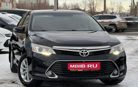 Toyota Camry, 2015 год, 1 999 000 рублей, 4 фотография