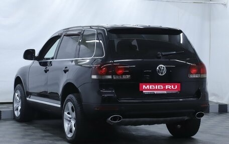 Volkswagen Touareg III, 2008 год, 995 000 рублей, 2 фотография