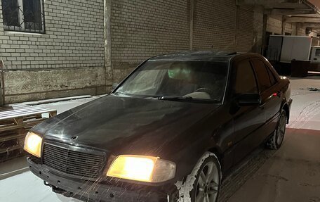 Mercedes-Benz C-Класс, 1995 год, 165 000 рублей, 1 фотография