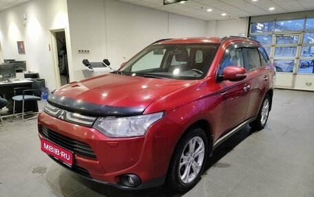 Mitsubishi Outlander III рестайлинг 3, 2013 год, 1 469 000 рублей, 1 фотография