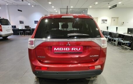 Mitsubishi Outlander III рестайлинг 3, 2013 год, 1 469 000 рублей, 6 фотография