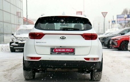 KIA Sportage IV рестайлинг, 2018 год, 2 499 000 рублей, 6 фотография