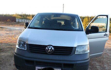 Volkswagen Transporter T5 рестайлинг, 2007 год, 1 350 000 рублей, 1 фотография