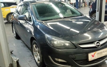 Opel Astra J, 2013 год, 762 000 рублей, 2 фотография