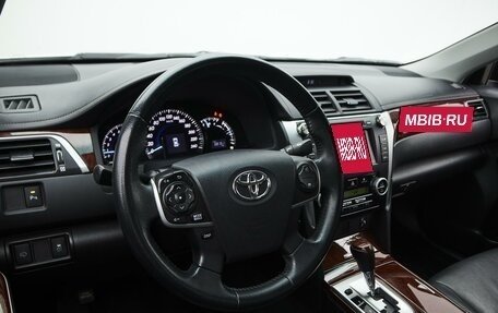 Toyota Camry, 2013 год, 2 349 000 рублей, 19 фотография