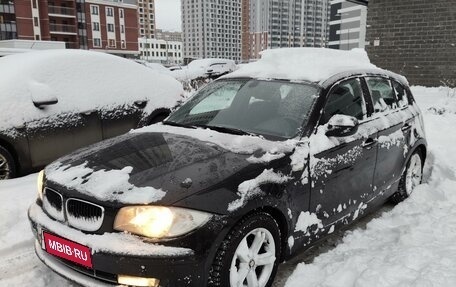 BMW 1 серия, 2011 год, 885 000 рублей, 1 фотография