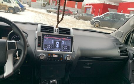 Toyota Land Cruiser Prado 150 рестайлинг 2, 2015 год, 3 780 000 рублей, 15 фотография