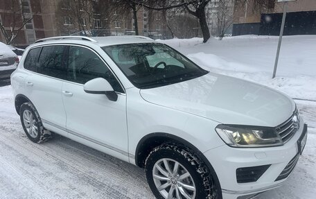 Volkswagen Touareg III, 2016 год, 3 200 000 рублей, 2 фотография