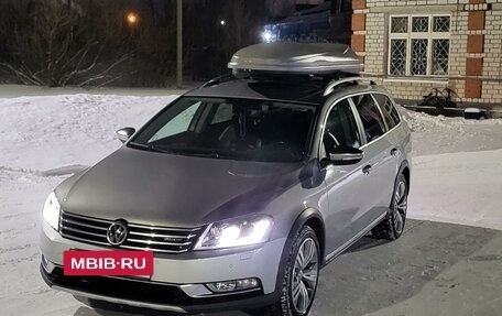 Volkswagen Passat B7, 2012 год, 1 510 000 рублей, 2 фотография