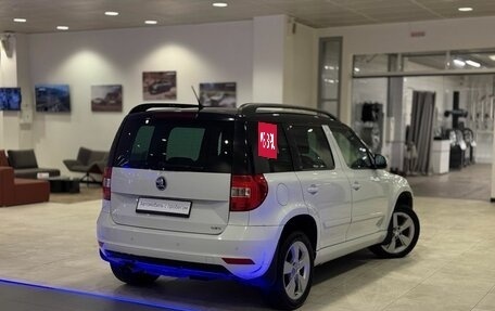 Skoda Yeti I рестайлинг, 2014 год, 1 368 000 рублей, 2 фотография