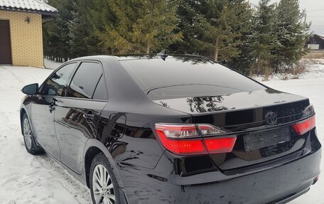 Toyota Camry, 2017 год, 2 999 999 рублей, 8 фотография