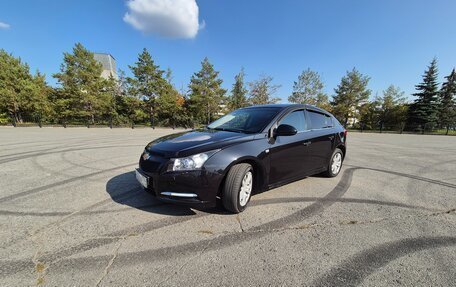 Chevrolet Cruze II, 2012 год, 800 000 рублей, 3 фотография