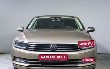 Volkswagen Passat B8 рестайлинг, 2015 год, 1 790 000 рублей, 2 фотография