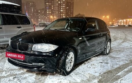 BMW 1 серия, 2011 год, 790 000 рублей, 2 фотография