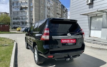 Toyota Land Cruiser Prado 150 рестайлинг 2, 2017 год, 4 600 000 рублей, 3 фотография