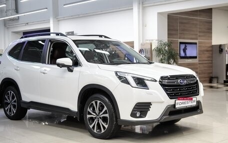 Subaru Forester, 2023 год, 6 000 000 рублей, 3 фотография