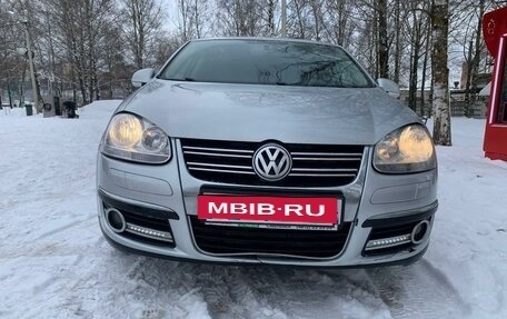 Volkswagen Jetta VI, 2010 год, 650 000 рублей, 9 фотография