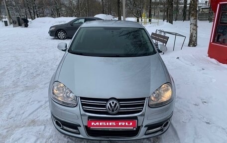 Volkswagen Jetta VI, 2010 год, 650 000 рублей, 11 фотография