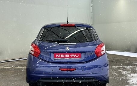 Peugeot 208 II, 2013 год, 740 000 рублей, 6 фотография