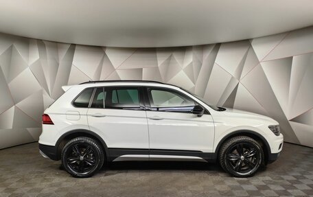 Volkswagen Tiguan II, 2020 год, 3 397 000 рублей, 6 фотография