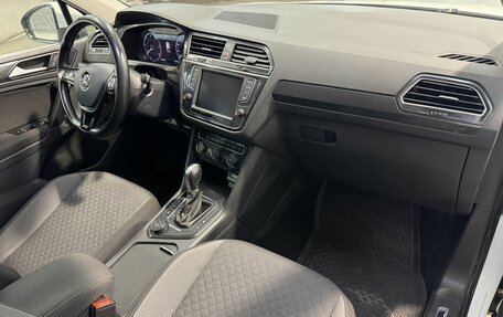 Volkswagen Tiguan II, 2016 год, 2 199 100 рублей, 3 фотография