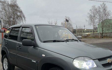 Chevrolet Niva I рестайлинг, 2011 год, 535 000 рублей, 3 фотография