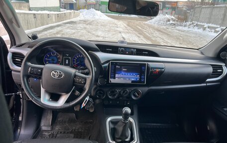 Toyota Hilux VIII, 2019 год, 3 650 000 рублей, 29 фотография