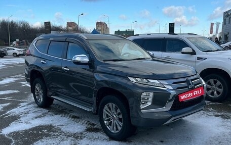 Mitsubishi Pajero Sport III рестайлинг, 2021 год, 4 350 000 рублей, 3 фотография