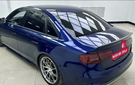 Audi A4, 2014 год, 3 000 000 рублей, 12 фотография